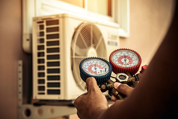 Professional Hvac Installation technician working in Bishopville, MD